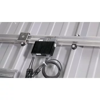 Adaptateur + vis StairPlate pour fixation micro-onduleurs/optimiseurs sur rails (kit) Adaptateur + vis StairPlate pour fixation micro-onduleurs/optimiseurs sur rails (kit)